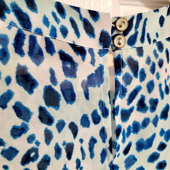 ANA blue leopard print top Short sleeves size Large - Picture 5 of 6